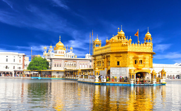 “Jewel of Punjab: Exploring the Spiritual Majesty of the Golden Temple”