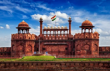 Jewel of the Mughals: Exploring the Magnificence of India’s Red Fort
