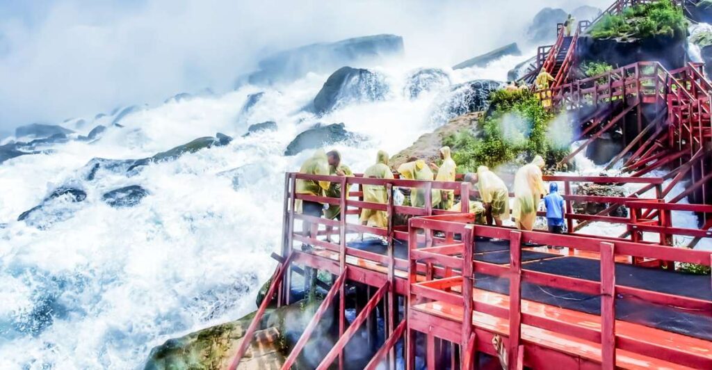 Niagara Falls: Nature’s Majestic Spectacle and Global Icon